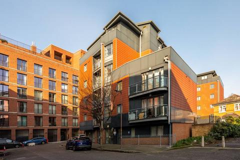 2 bedroom flat to rent, Varcoe Road, South Bermondsey, London, SE16