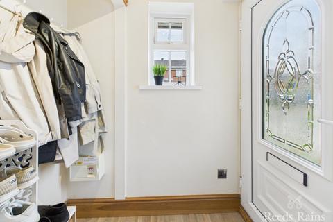 2 bedroom semi-detached house for sale, Whitethorn Way, East Riding of Yorkshire HU8
