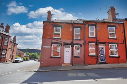 undefined, Aviary Place, Leeds, West Yorkshire, LS12