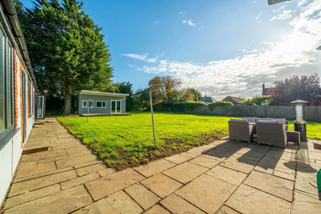 25236 99 Kingsgate 043.jpg