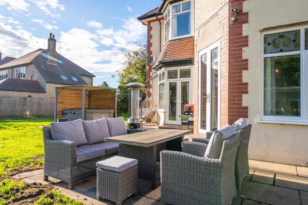 25236 99 Kingsgate 050.jpg