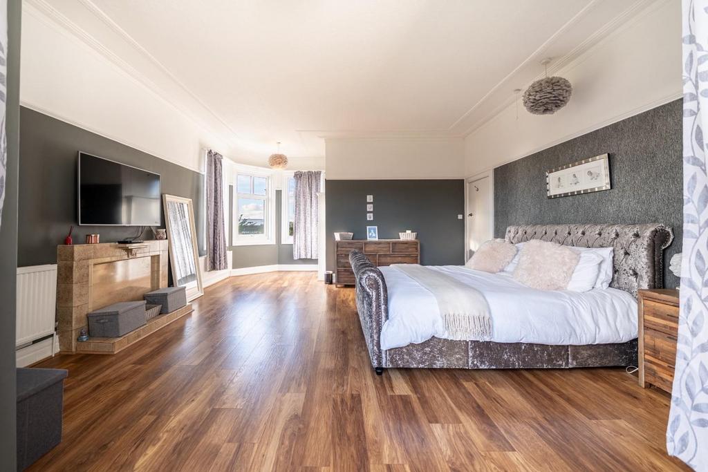 25236 99 Kingsgate 036.jpg