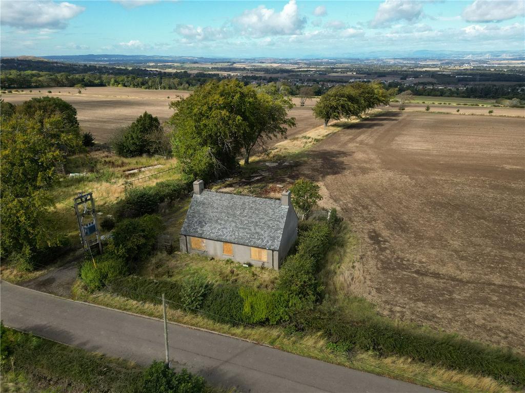 Lot 3