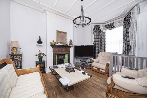 undefined, Granville Road, Bowes Park, London, N13