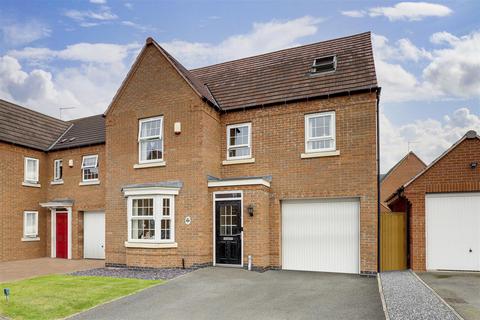 5 bedroom detached house for sale, Hobben Crescent, Hucknall NG15