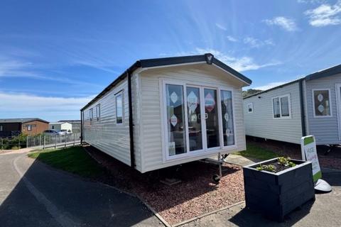 2 bedroom park home for sale, Pease Bay Leisure Park