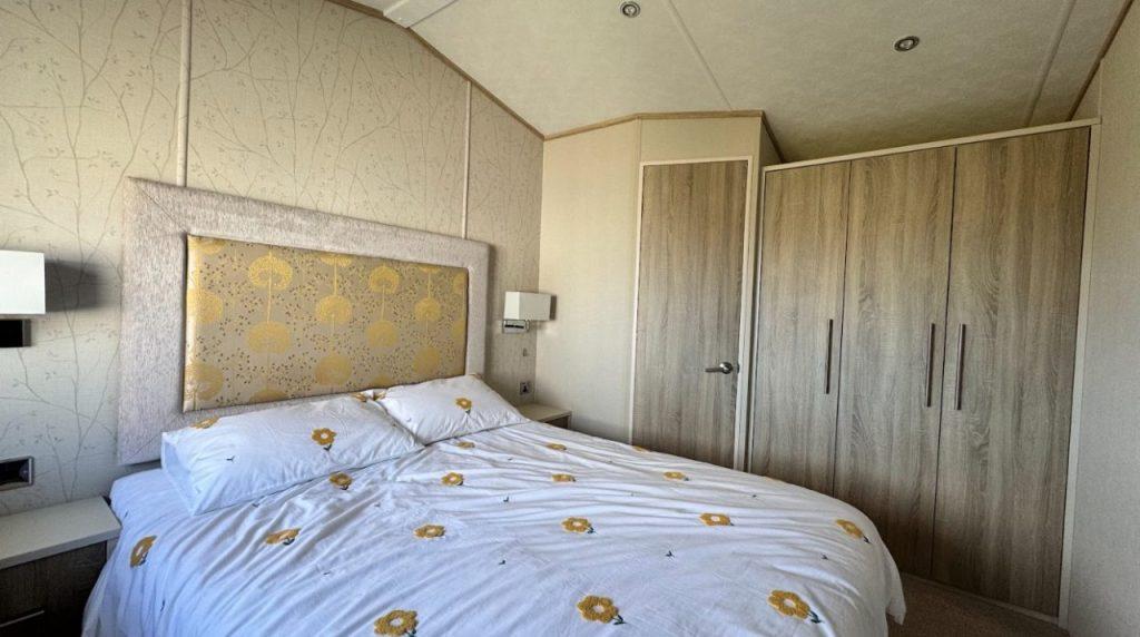 Carnaby Helmsley 2018 M3