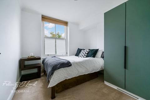 Vanbrugh Park, London