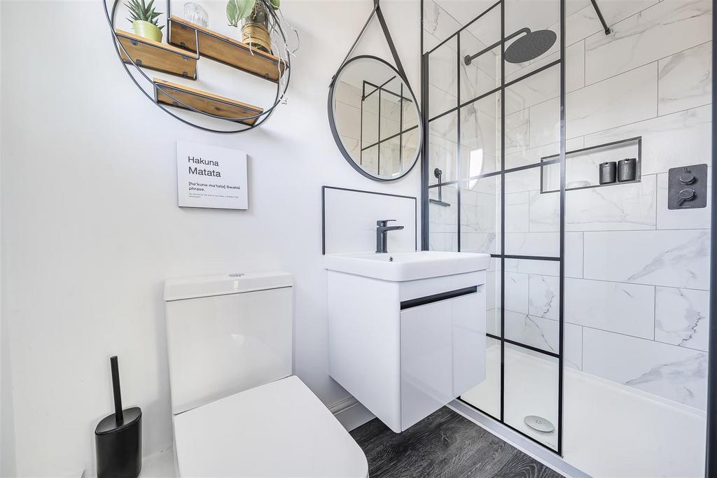 Ensuite