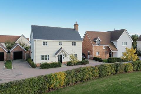 Elm Way, Latchingdon