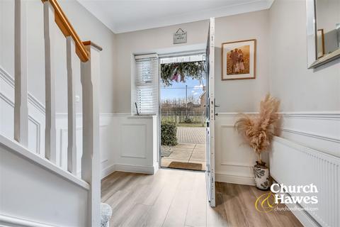 4 bedroom detached house for sale, Elm Way, Latchingdon