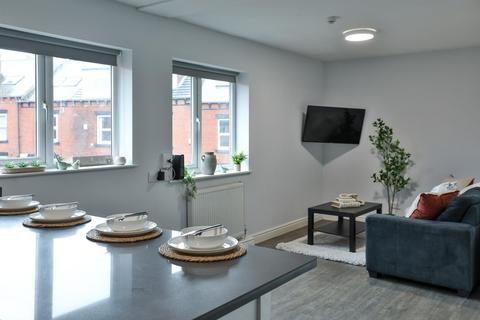 5 bedroom flat to rent,  Royal Park Road, Leeds LS6