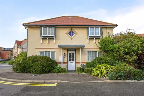 4 bedroom detached house for sale, Northcliffe, Bexhill-On-Sea