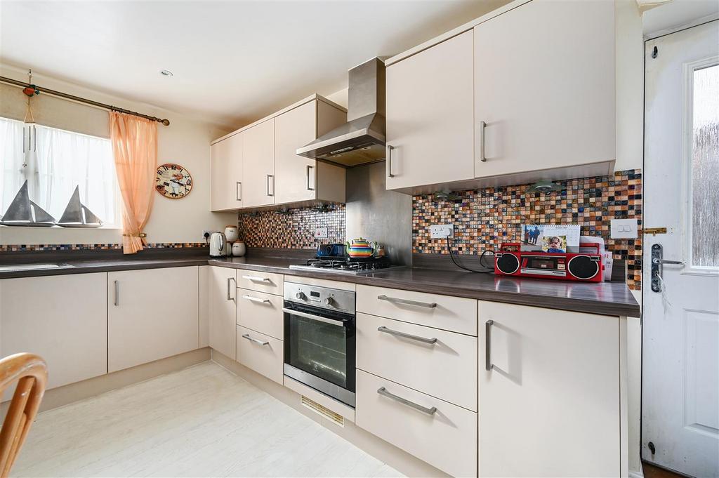 2 NORTHCLIFFE - TN401 RA - PHOTOS (9).jpg