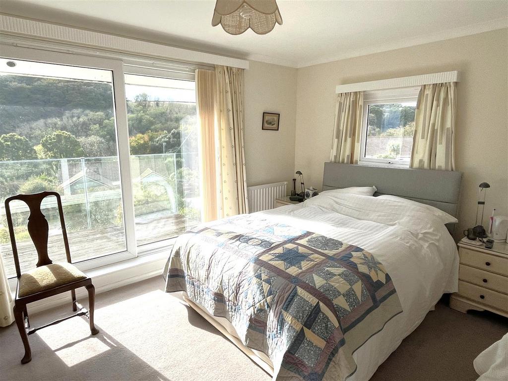 Principal bedroom 2.JPG