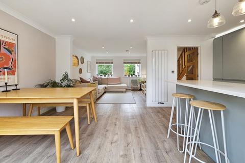 23 Bakers Close, Comberton, Cambridge, CB23 7DJ