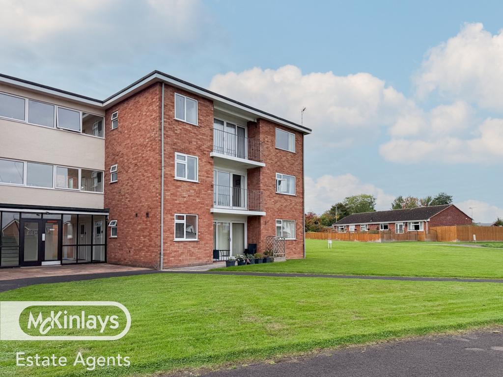 Minster Court, Galmington – First-Floor Apartme