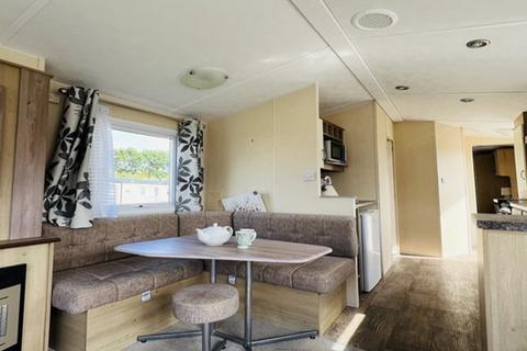 2 bedroom park home for sale, Scoutscroft Leisure Park