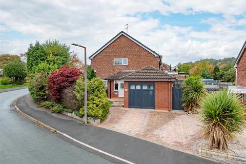 12 Strathmore Crescent, Wombourne, Wolverhampton