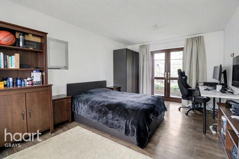 undefined, Comfrey Court, Grays