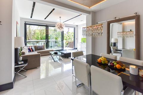 3 bedroom flat to rent, Ballards Lane, London, N12