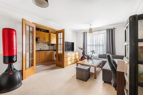undefined, Richmond Road, Kingston Upon Thames KT2