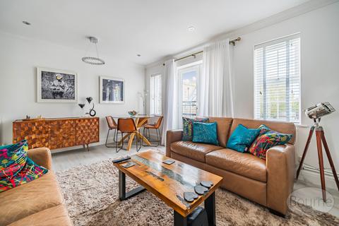 undefined, Whittets Ait, Jessamy Road, Weybridge, Surrey, KT13