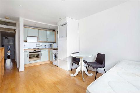 1 bedroom flat for sale, Hadyn Park Road, London W12