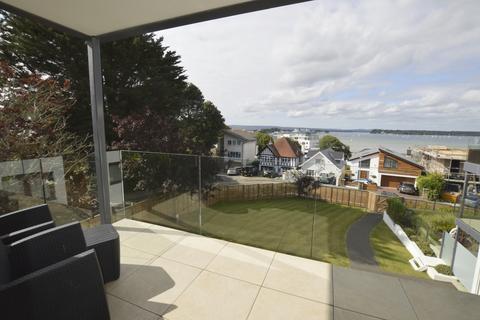 2 bedroom apartment to rent, Wykeham Lodge, Chaddesley Glen