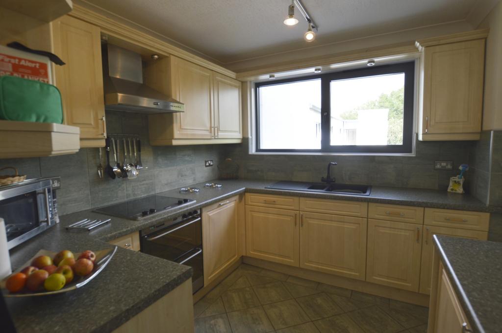 10 WL Kitchen