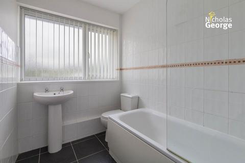 2 bedroom flat to rent, High Point, Edgbaston, B15 3RU