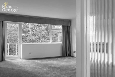 2 bedroom flat to rent, High Point, Edgbaston, B15 3RU