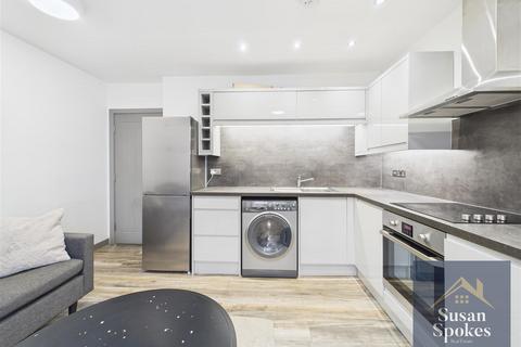 2 bedroom apartment to rent, Fawcett Street, Sunderland