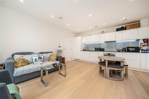 2 bedroom apartment to rent, King Street, London, W6