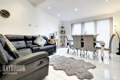 4 bedroom semi-detached house for sale, Wingfield Crescent, Sheffield