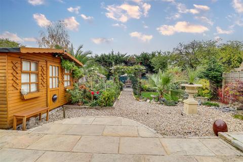 undefined, Elmsleigh Drive, Leigh-on-Sea SS9
