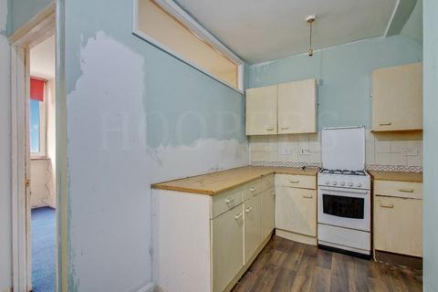 1 bedroom flat for sale, 66 Oxgate Gardens, London, NW2