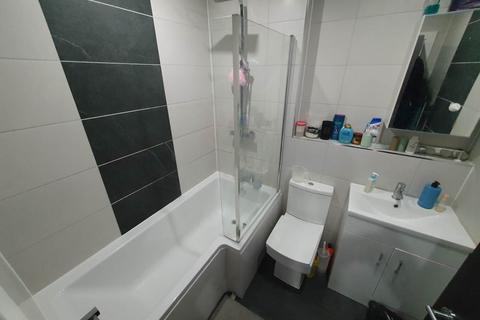 1 bedroom flat to rent, Arbour Edge, King George V Drive East, Heath