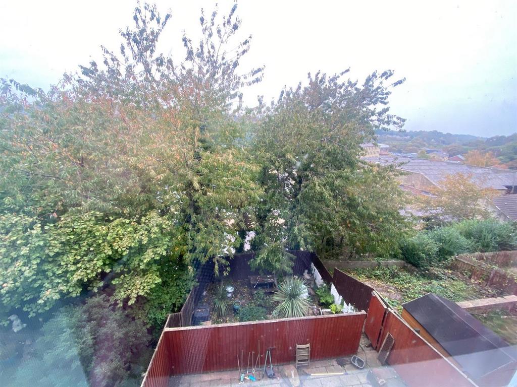 View over rear garden.jpg