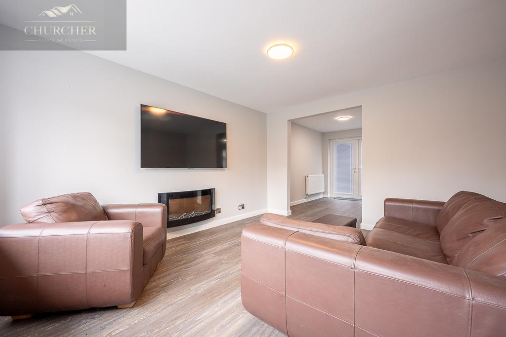 8langdale Drive-13