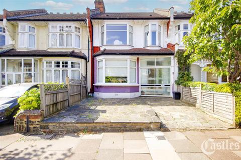 Caversham Avenue, London, N13