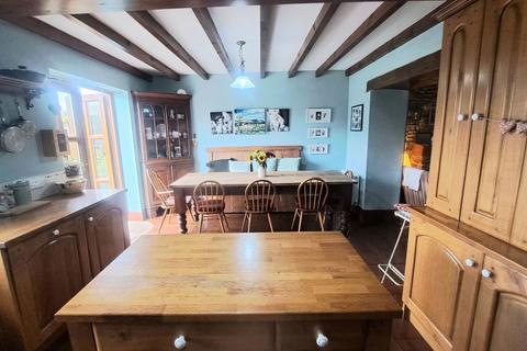 4 bedroom detached house for sale, Pentwyn Road, Betws, Ammanford, SA18