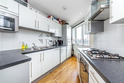 undefined, Gloucester Court, Rowcross Street, SE1