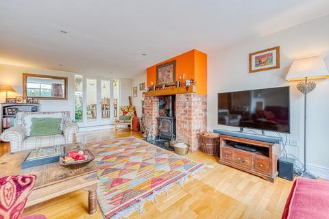 3 bedroom barn conversion for sale, Low Street, Diss IP21