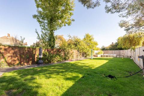 4 bedroom semi-detached house for sale, Leigham Court Road, Streatham, London, SW16