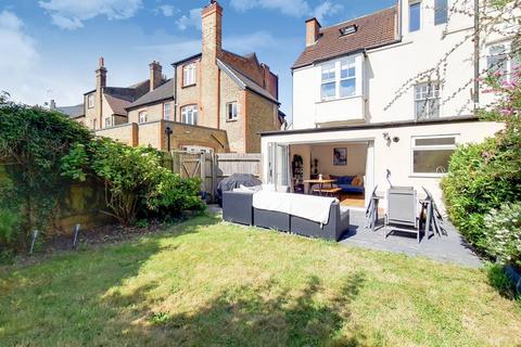 2 bedroom flat for sale, Ambleside Avenue, Streatham, London, SW16