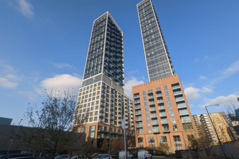 8 Portal Way, London W3