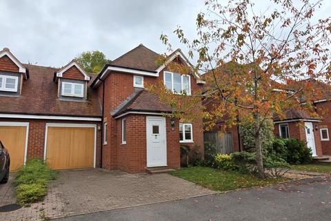 undefined, RIVERSIDE AVENUE, WALLINGTON