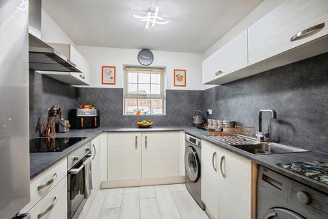 3 bedroom semi-detached house for sale, Fallbrook Road, West Yorkshire WF10