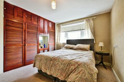 3 bedroom semi-detached house for sale, Kingsway, Greater Manchester M19
